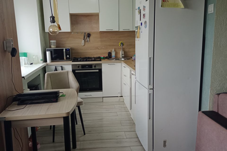 Продаётся 3-комнатная квартира, 55.2 м²
