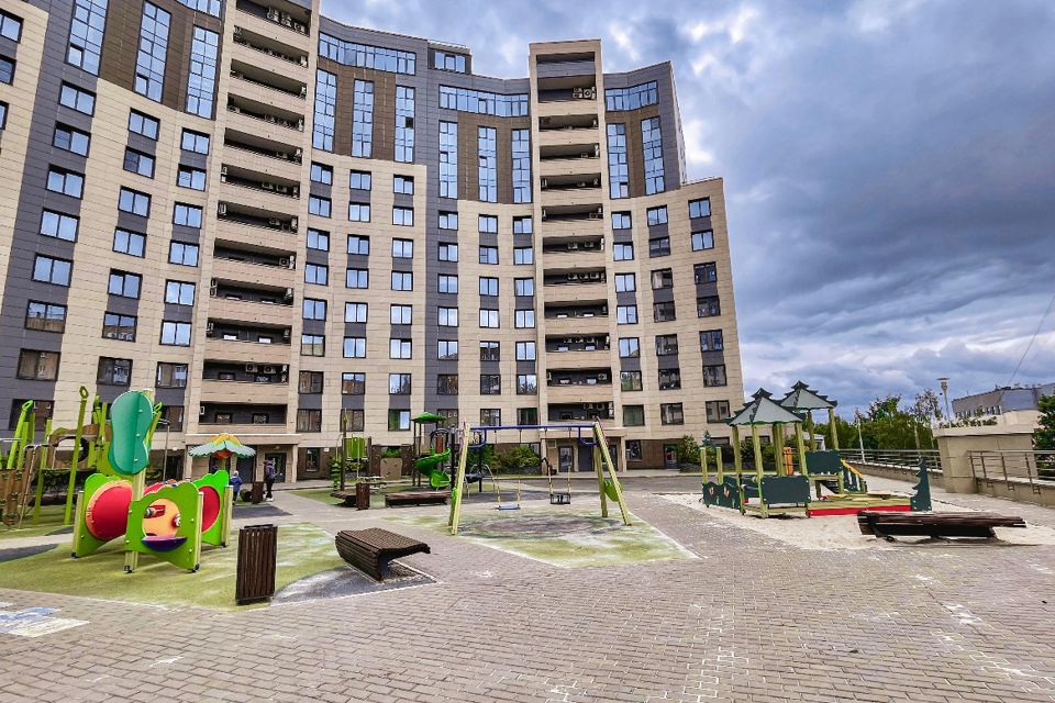 Продаётся 3-комнатная квартира, 90 м²