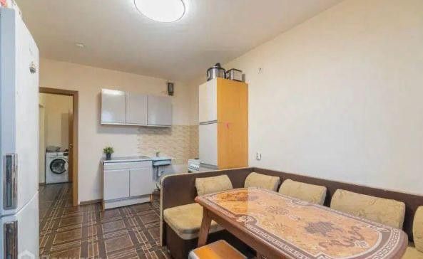 Продаётся 2-комнатная квартира, 56.6 м²
