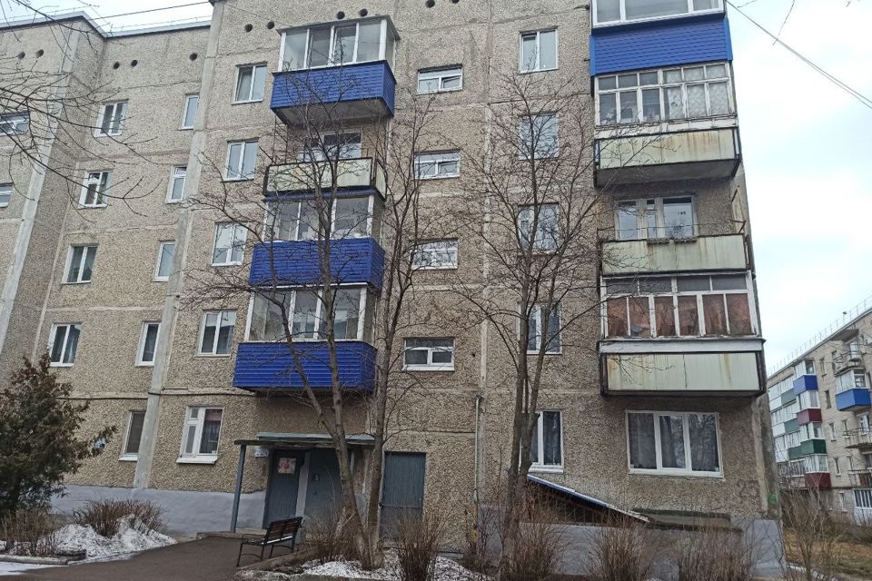 Продаётся 4-комнатная квартира, 68.3 м²