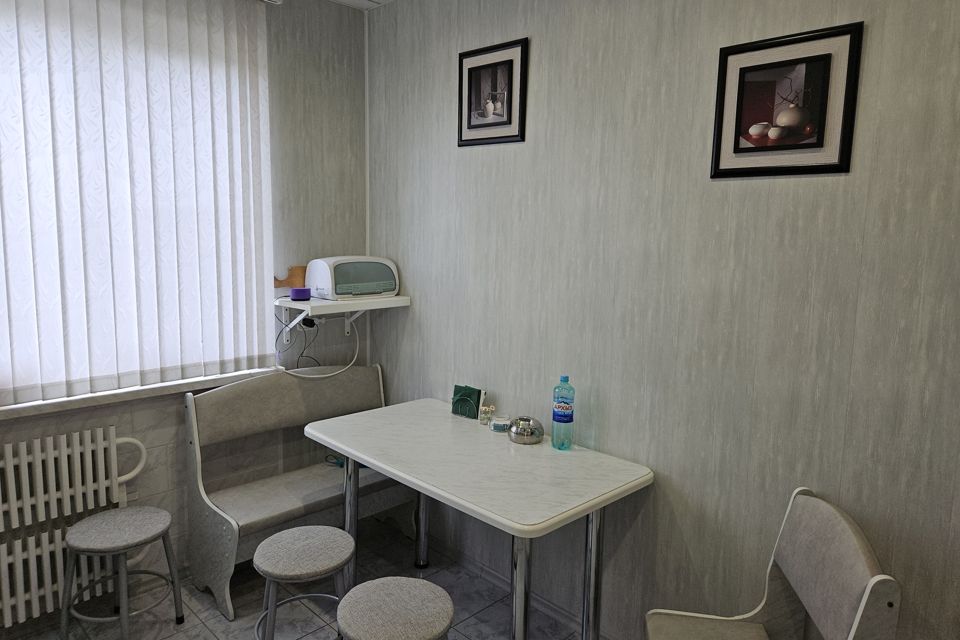 Продаётся 3-комнатная квартира, 69.4 м²