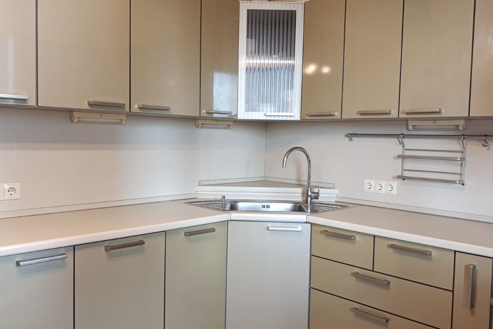 Продаётся 2-комнатная квартира, 74 м²