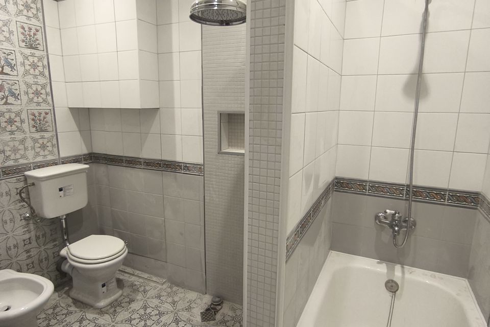Продаётся 3-комнатная квартира, 90 м²