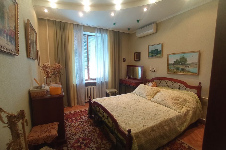 Продаётся 3-комнатная квартира, 69.9 м²