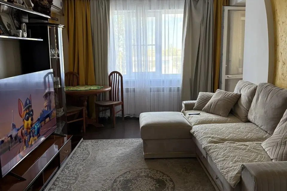 Продаётся 3-комнатная квартира, 71 м²