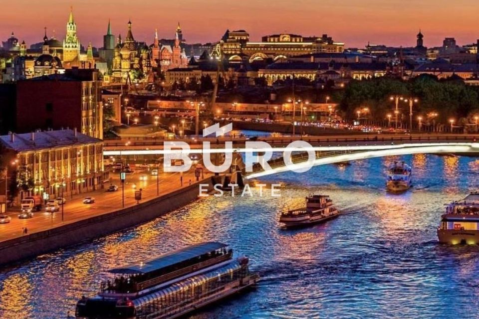 Продаётся 4-комнатная квартира, 175.8 м²