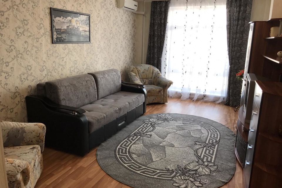 Кто сдает дома на длительный срок