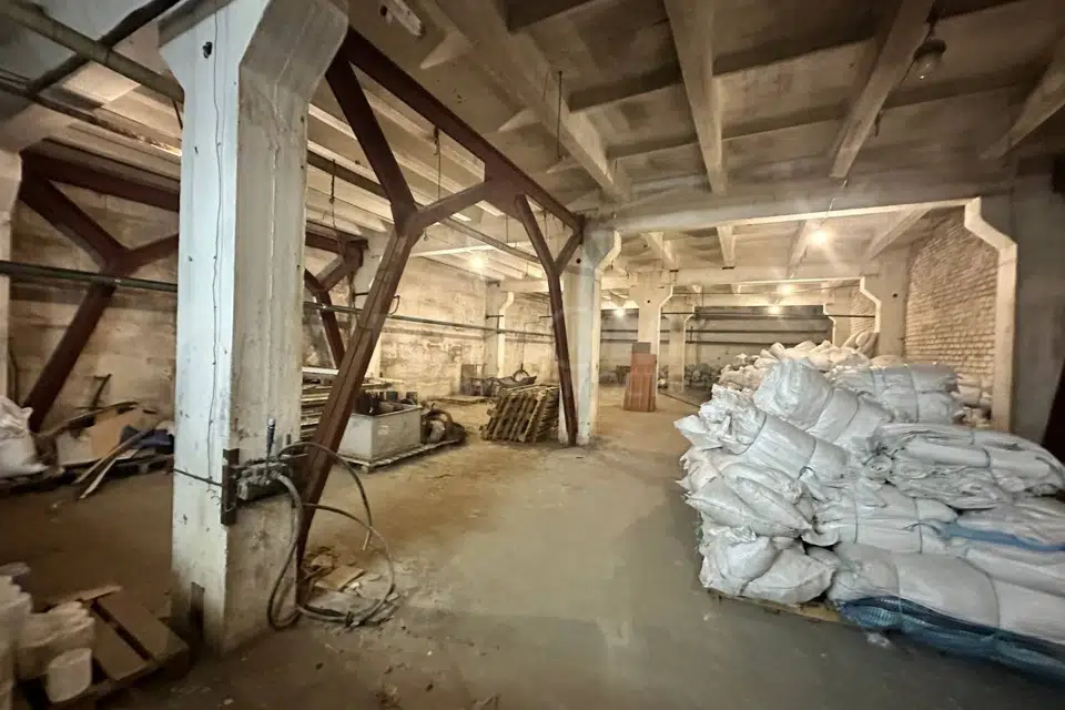 Продаётся помещение своб. назначения, 11305 м²