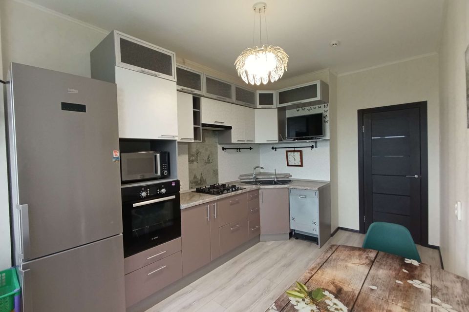 Сдаётся 2-комнатная квартира, 66.5 м²