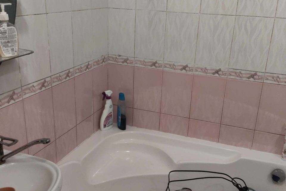 Продаётся 3-комнатная квартира, 64 м²