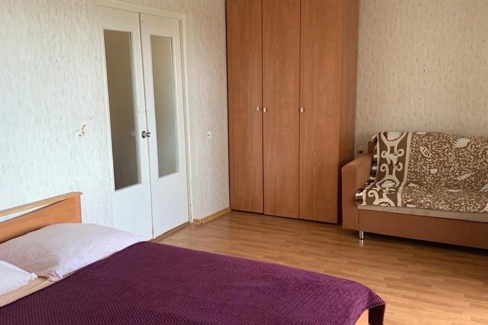 Сдаётся 2-комнатная квартира, 82 м²