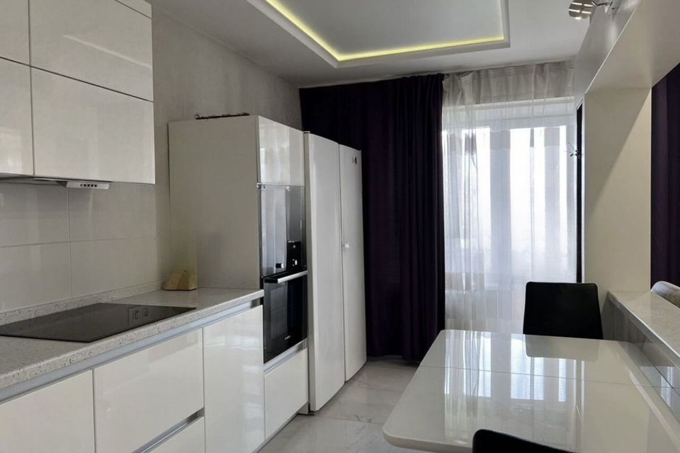 Продаётся 2-комнатная квартира, 76 м²