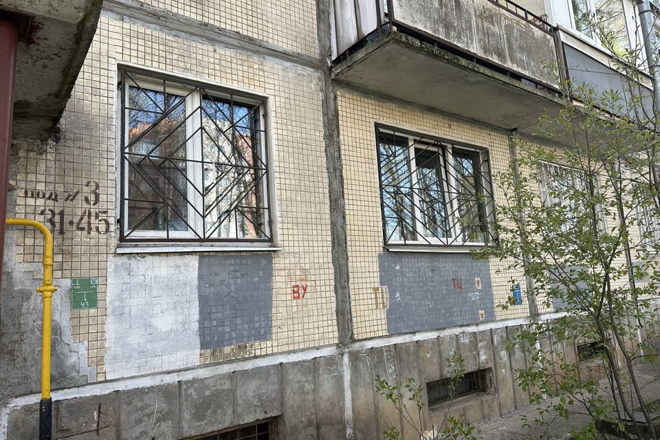 Продаётся 2-комнатная квартира, 42.8 м²