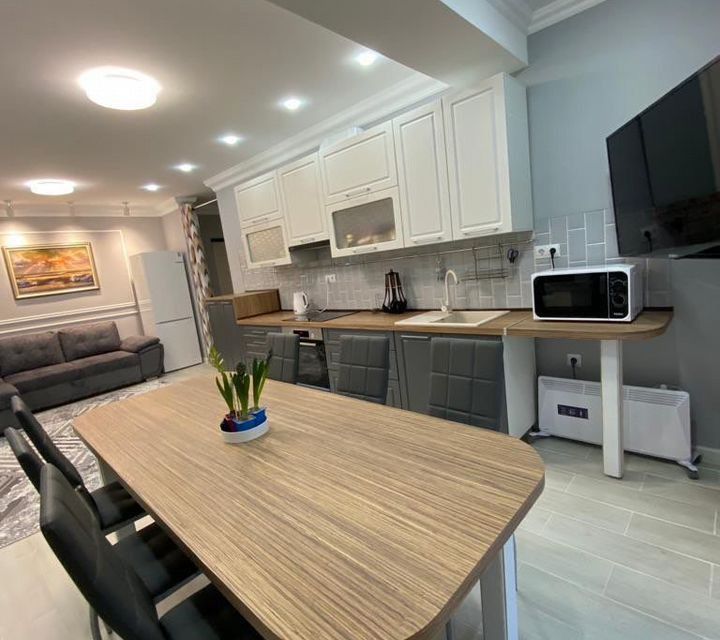 Продаётся 3-комнатная квартира, 65.7 м²