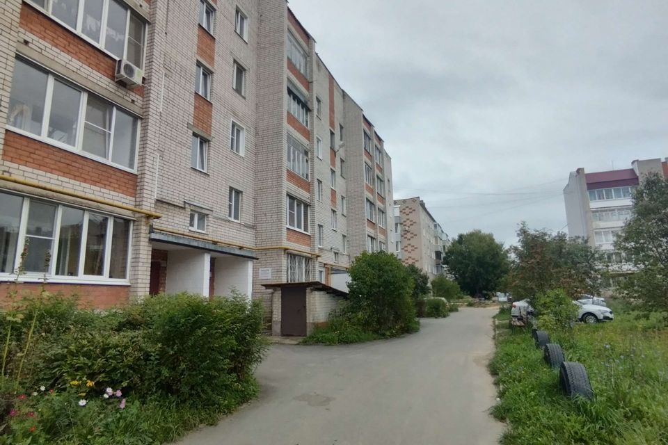 Продаётся 3-комнатная квартира, 58 м²