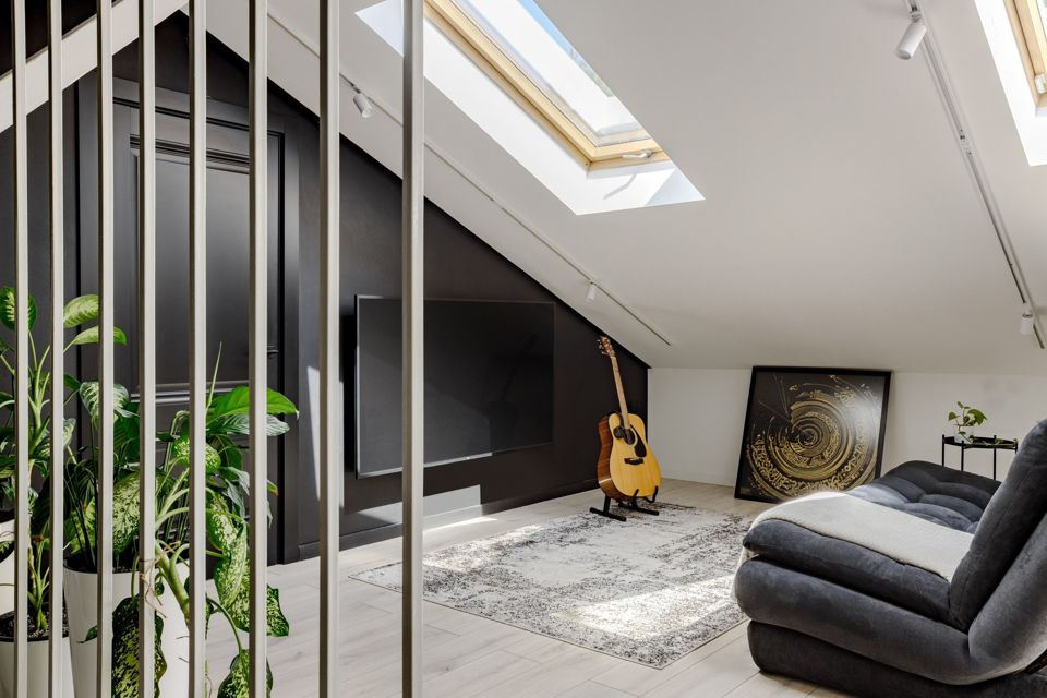 Продаётся 3-комнатная квартира, 142 м²