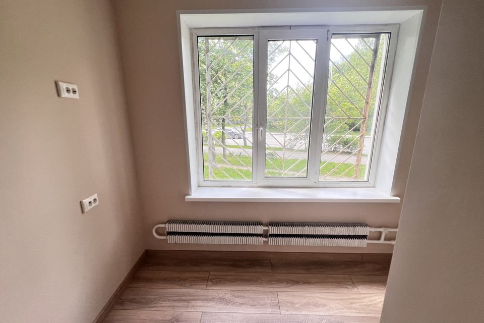 Продаётся 3 комнаты в 3-комн. квартире, 11.5 м²