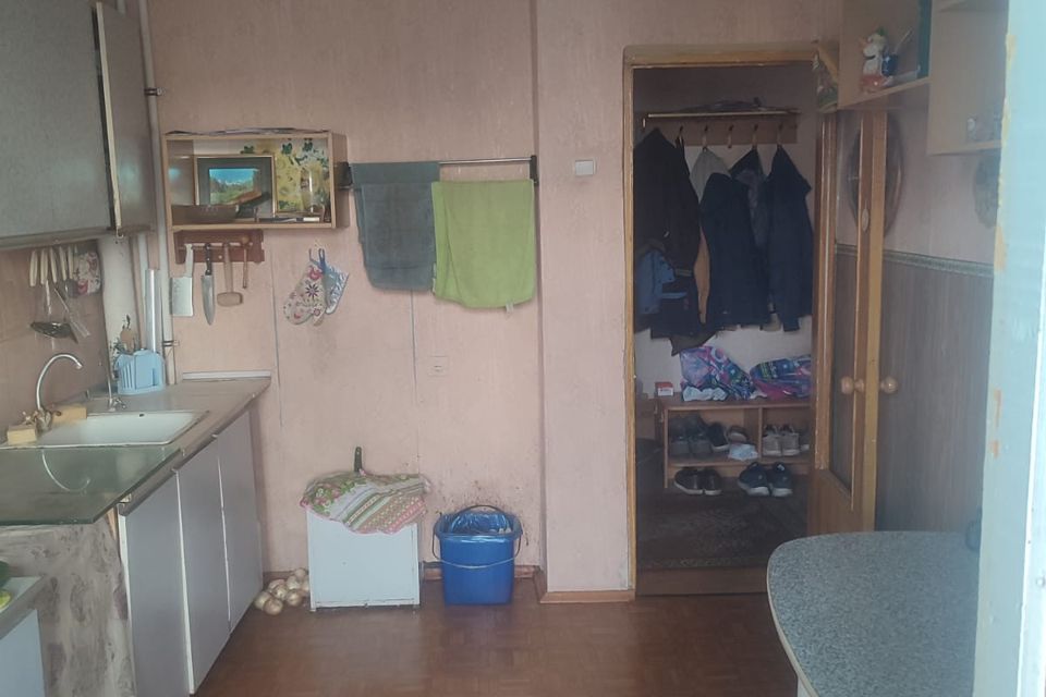 Продаётся 3-комнатная квартира, 62 м²