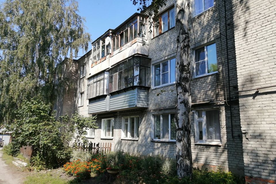 Продаётся 3-комнатная квартира, 64 м²