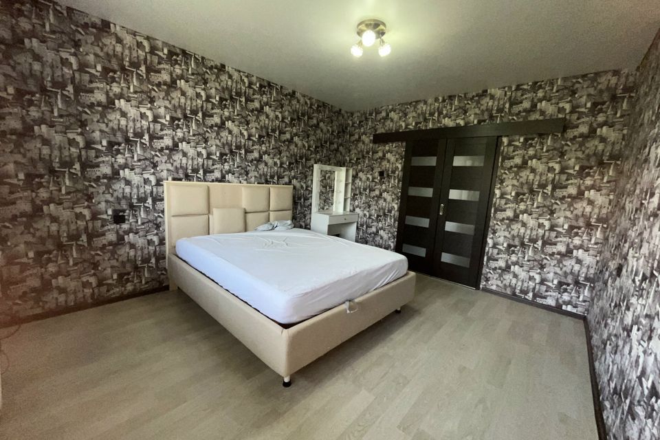Продаётся 3-комнатная квартира, 70.3 м²
