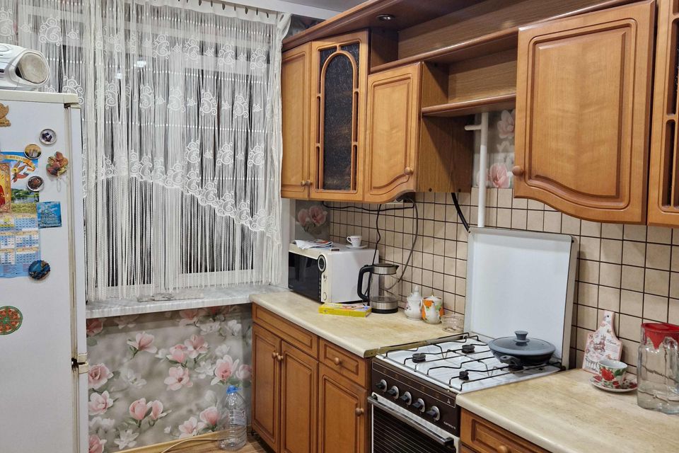 Продаётся 3-комнатная квартира, 63.7 м²