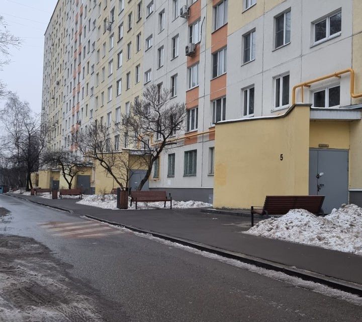 Продаётся 3-комнатная квартира, 59.8 м²