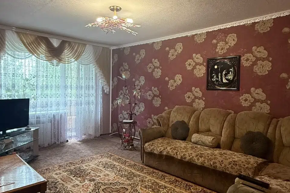 Продаётся 3-комнатная квартира, 61.17 м²