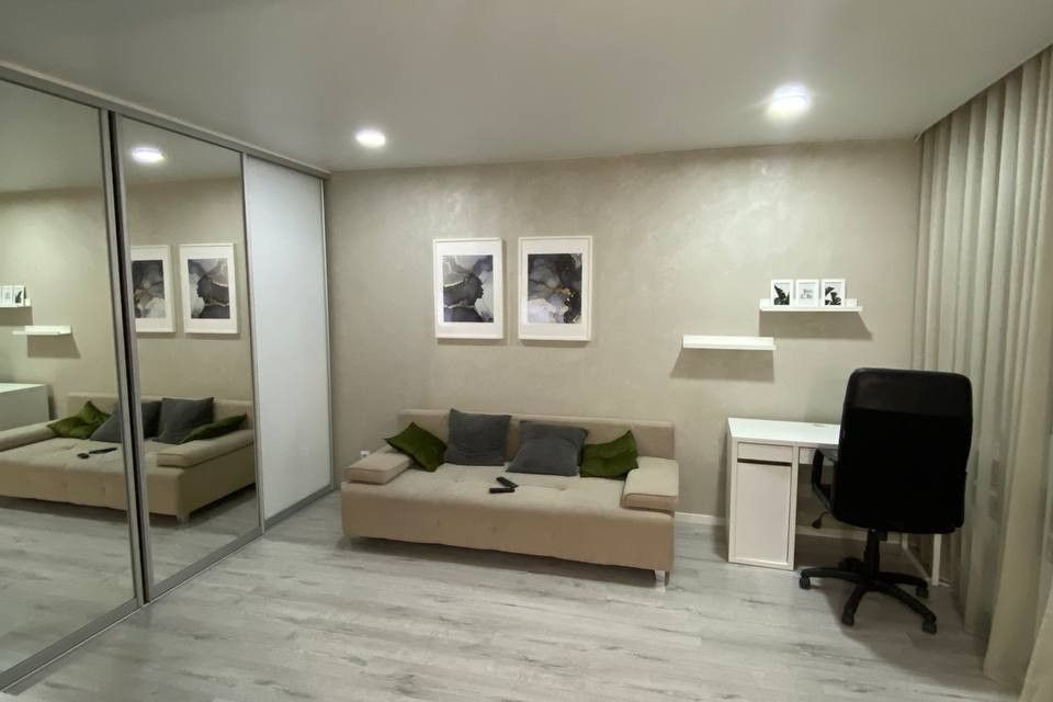 Сдаётся 1-комнатная квартира, 43 м²
