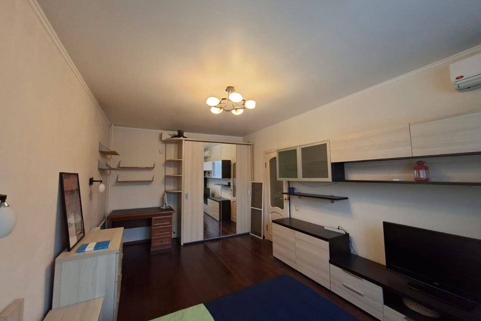 Продаётся 1-комнатная квартира, 35.5 м²