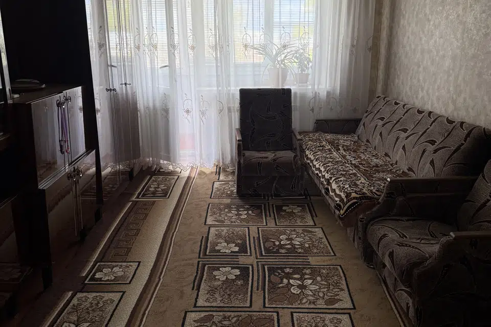 Продаётся 3-комнатная квартира, 57 м²