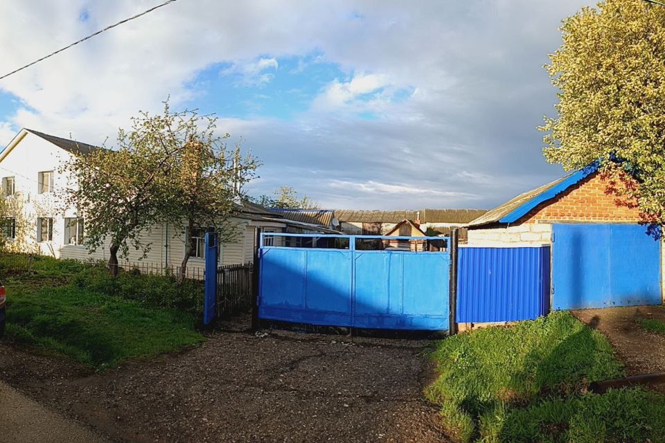Продаётся 2-комнатная квартира, 66.4 м²