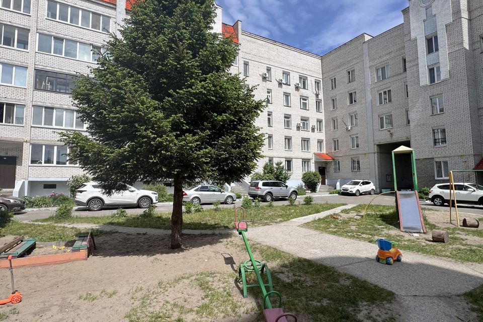 Продаётся 2-комнатная квартира, 76 м²