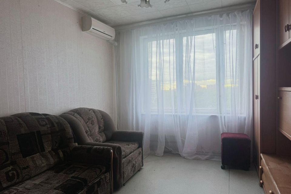 Продаётся 3-комнатная квартира, 58.2 м²