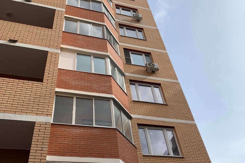 Продаётся 2-комнатная квартира, 64.9 м²
