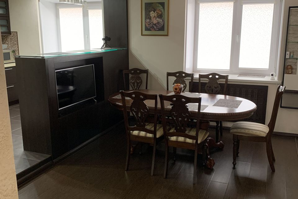 Продаётся 3-комнатная квартира, 75.5 м²