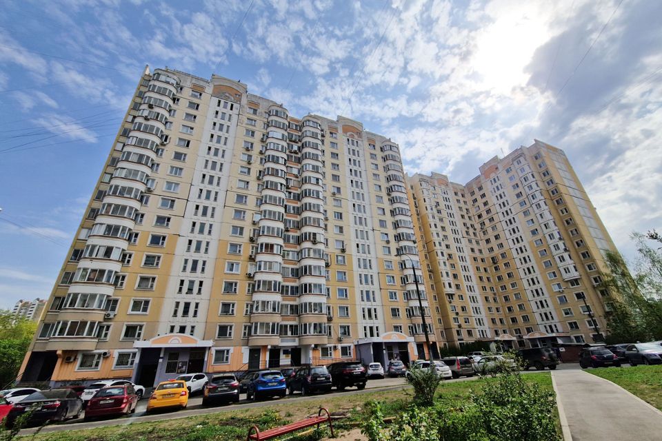 Продаётся 1-комнатная квартира, 38 м²