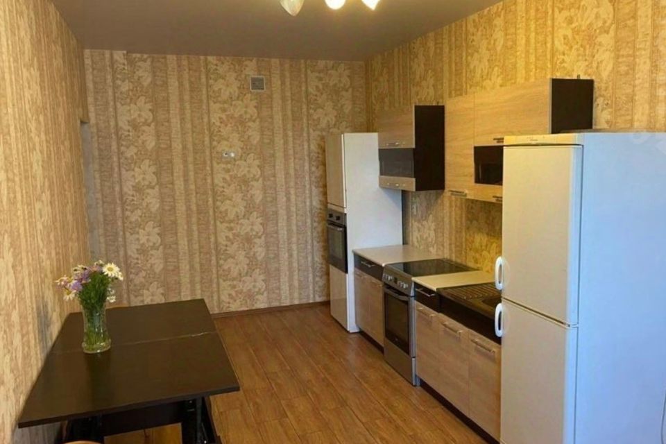 Сдаётся 1-комнатная квартира, 40 м²