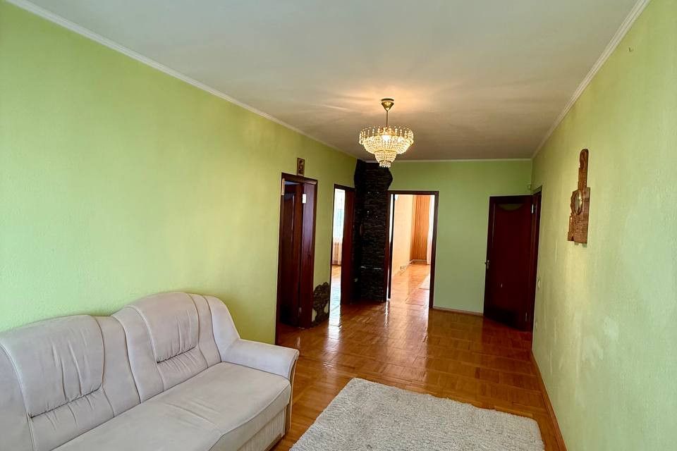 Продаётся 4-комнатная квартира, 85.8 м²
