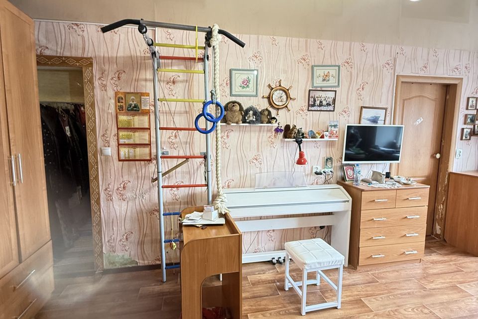 Продаётся 2-комнатная квартира, 42.1 м²