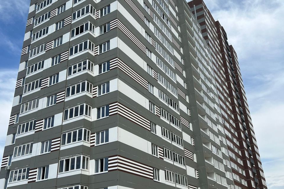 Продаётся 2-комнатная квартира, 57.3 м²