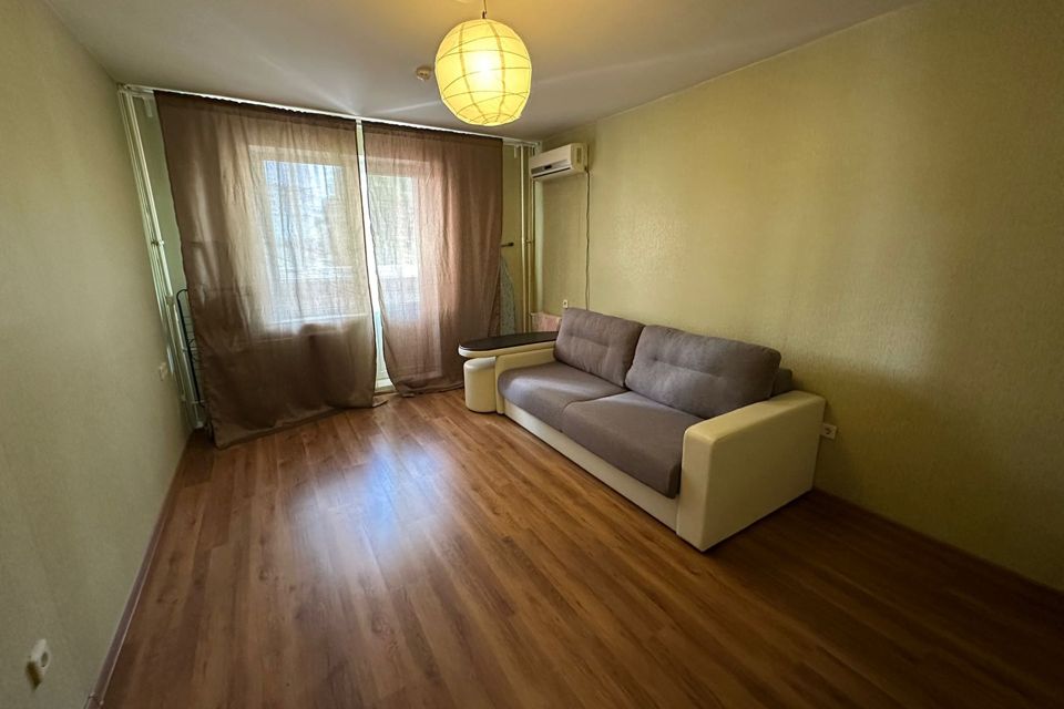 Продаётся 2-комнатная квартира, 56.9 м²