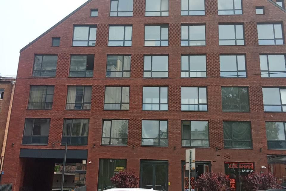Продаётся 1-комнатная квартира, 49.3 м²