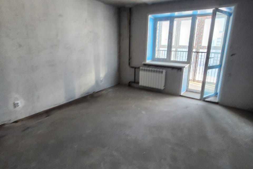 Продаётся 1-комнатная квартира, 42 м²
