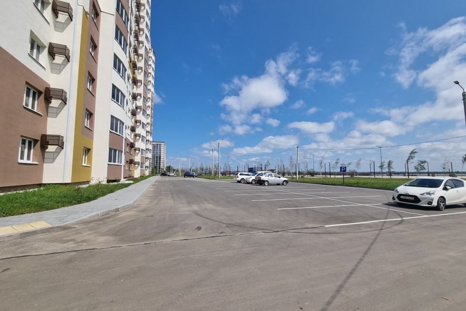 Продаётся 2-комнатная квартира, 72.8 м²
