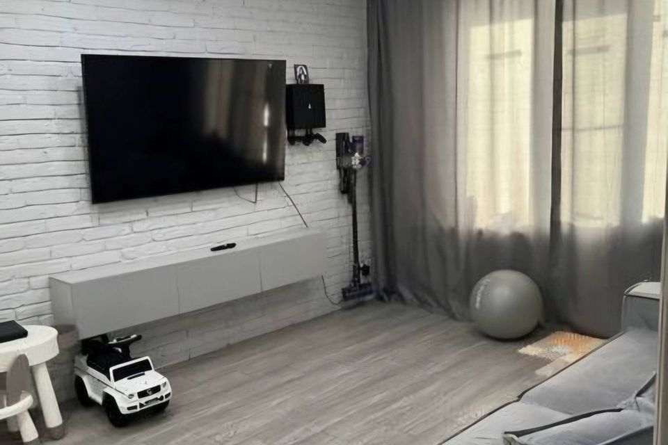 Продаётся 2-комнатная квартира, 49.4 м²