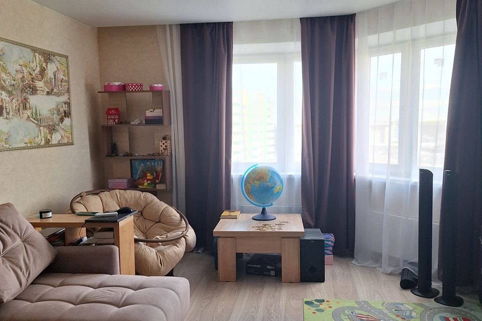 Продаётся 2-комнатная квартира, 57.5 м²