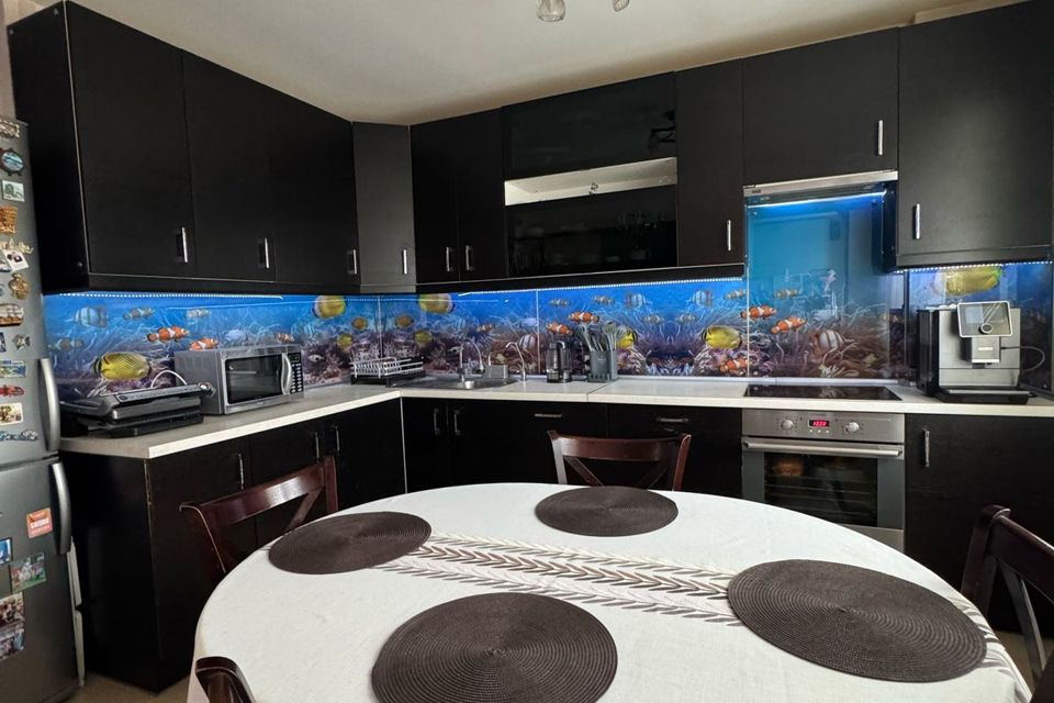 Продаётся 3-комнатная квартира, 74 м²