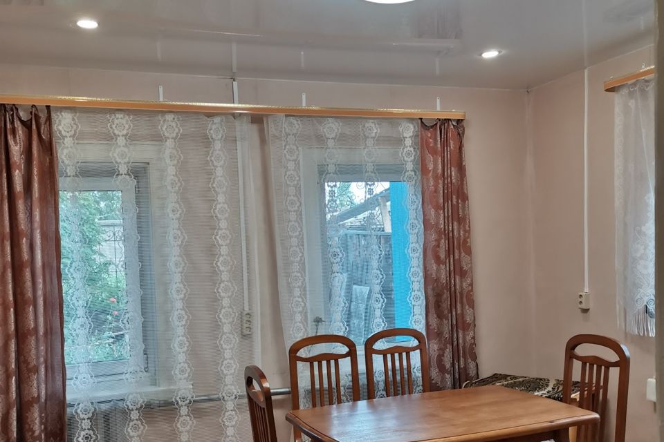 Продаётся 4-комнатная квартира, 60 м²