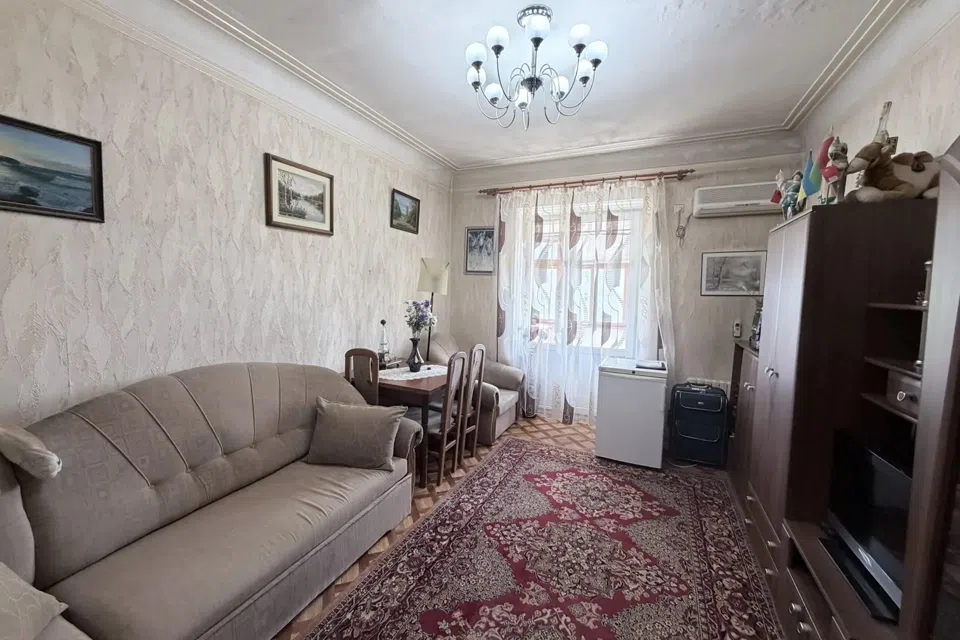 Продаётся 2-комнатная квартира, 53.2 м²