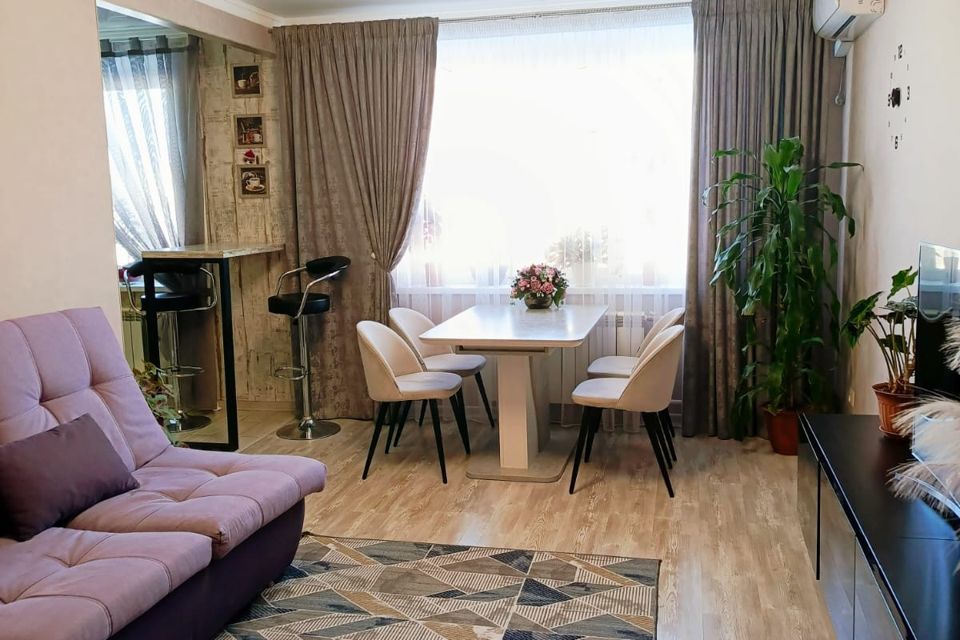 Продаётся 3-комнатная квартира, 67 м²